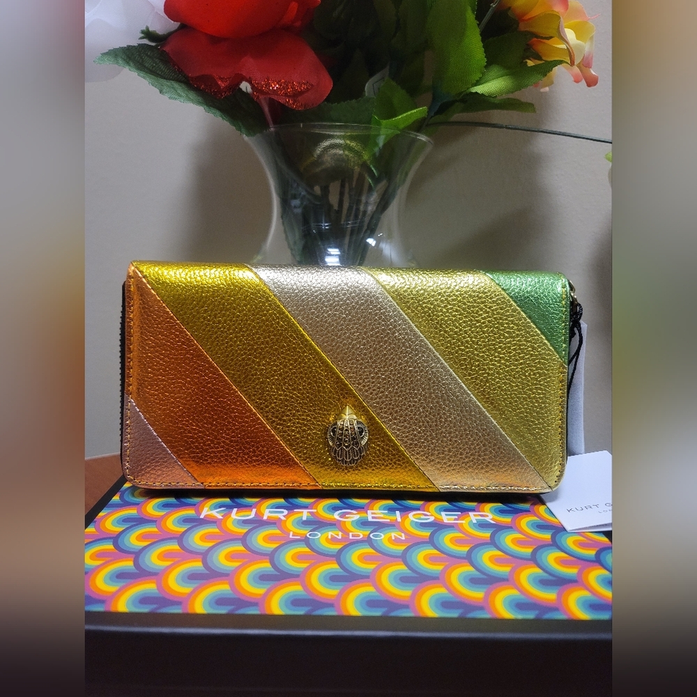 KURT GEIGER LONDON  LEATHER ZIP WALLET
